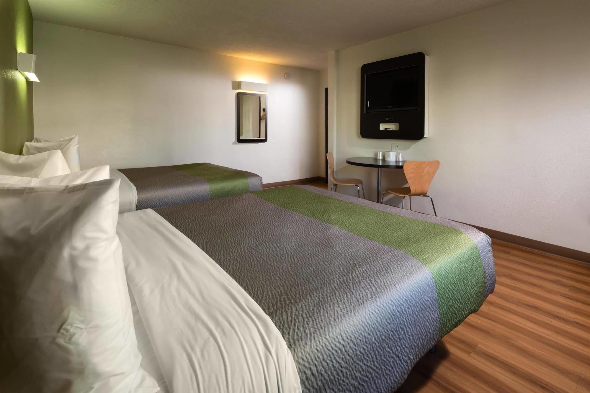 לוס אנג'לס Motel 6-Canoga Park, Ca מראה חיצוני תמונה