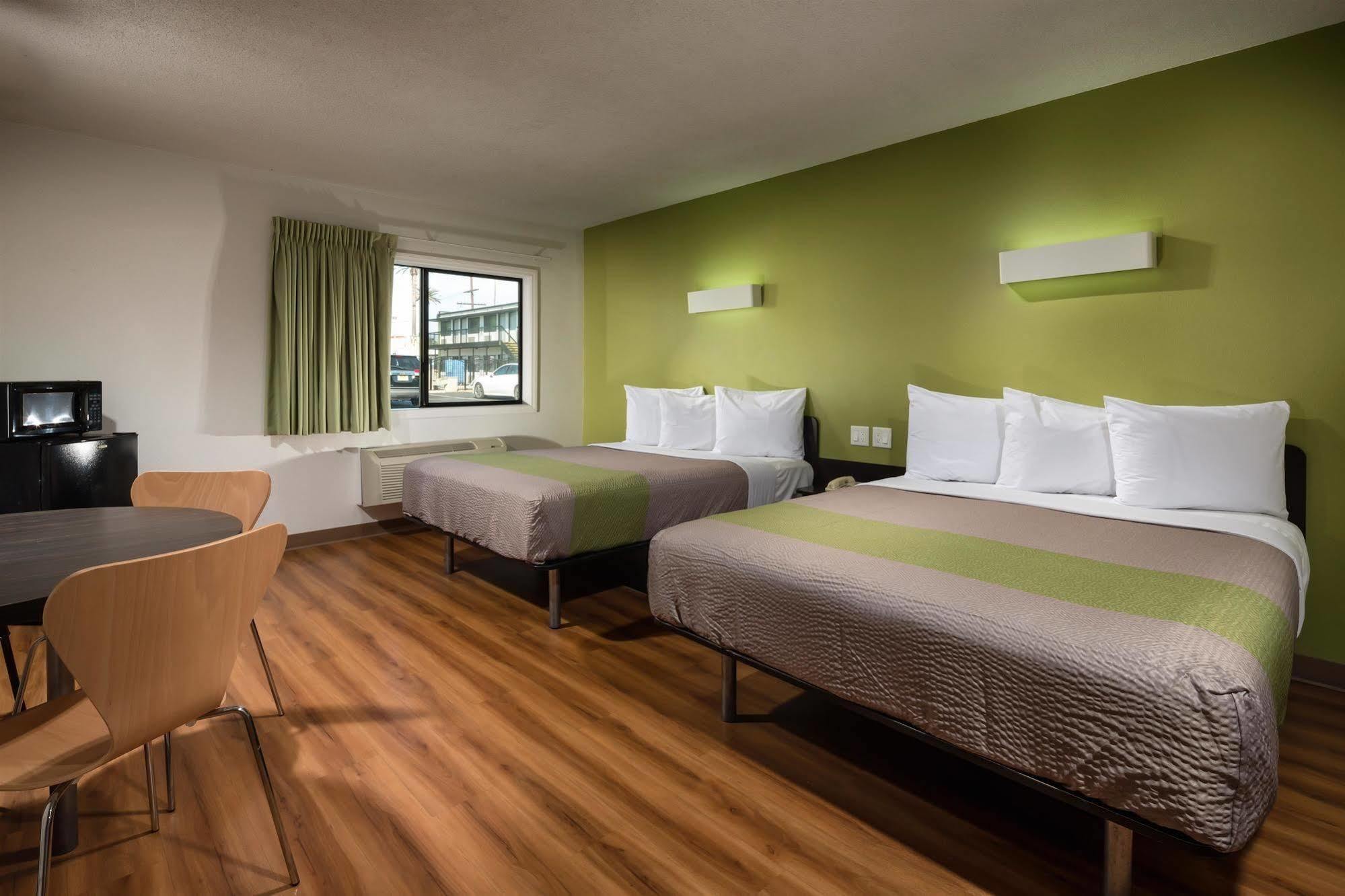 לוס אנג'לס Motel 6-Canoga Park, Ca מראה חיצוני תמונה